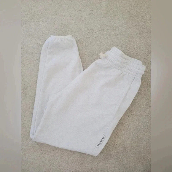 Nike Dri-FIT Swoosh Fly Standard Issue - Picture 2 of 10